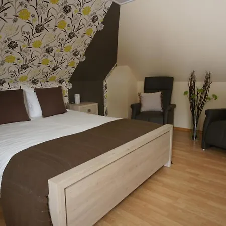 Landgasthof Em Lade Penzion Dahlem (Euskirchen)