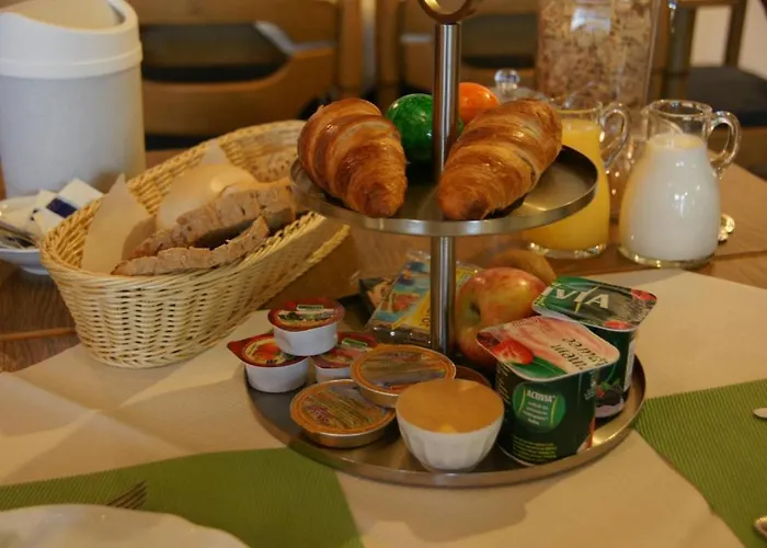 埃姆拉德乡村旅馆 招待所 克罗嫩堡