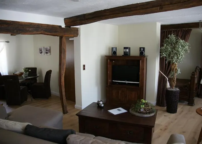 埃姆拉德乡村旅馆